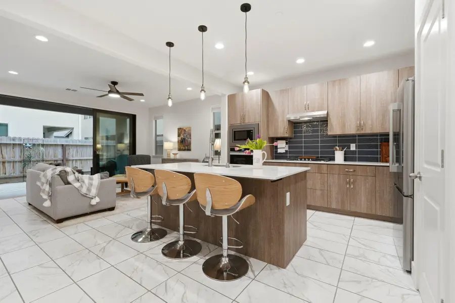 3345 W Florence Avenue, Visalia, CA 93277 - #3