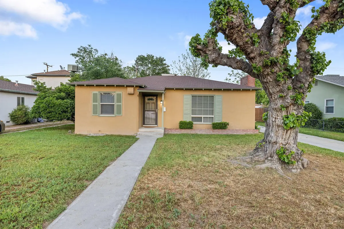 820 S Oak Park, Visalia, CA 93277 - #1