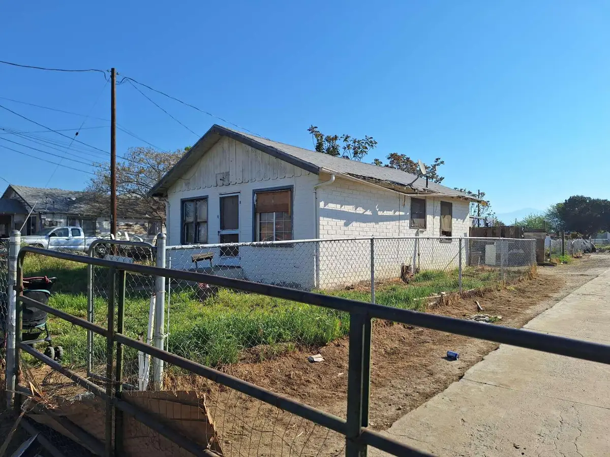 516 S Conner Street, Porterville, CA 93257 - #1
