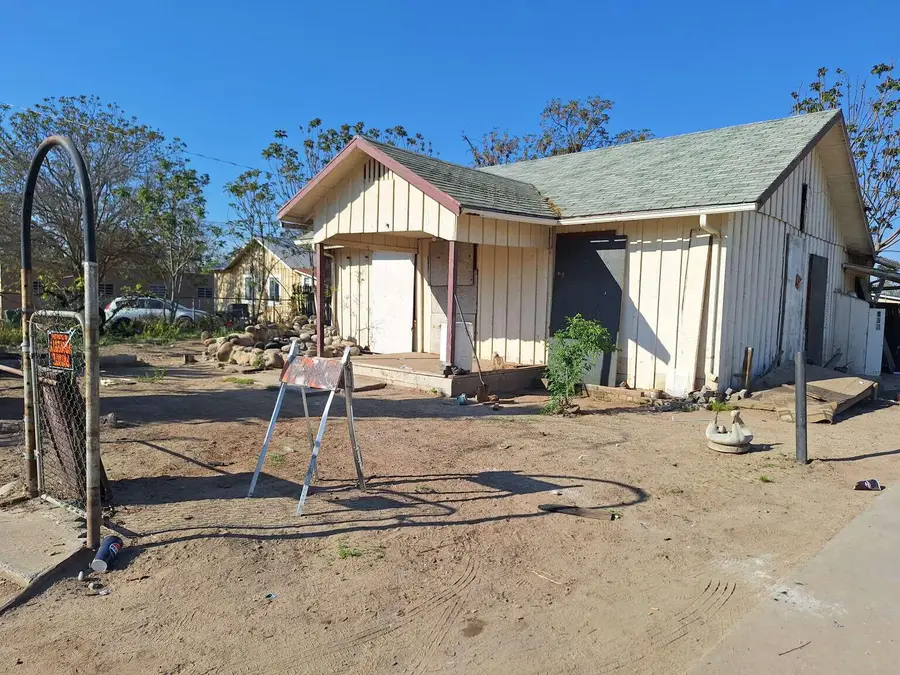 516 S Conner Street, Porterville, CA 93257 - #3