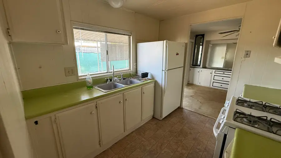 415 N Akers Street #104, Visalia, CA 93291 - #2