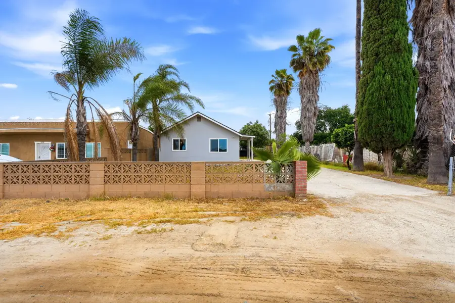 594 N Front, Earlimart, CA 93219 - #3