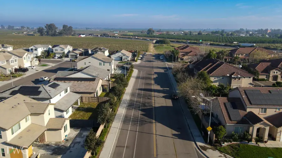 5250 E Adams Avenue, Fowler, CA 93625 - #3