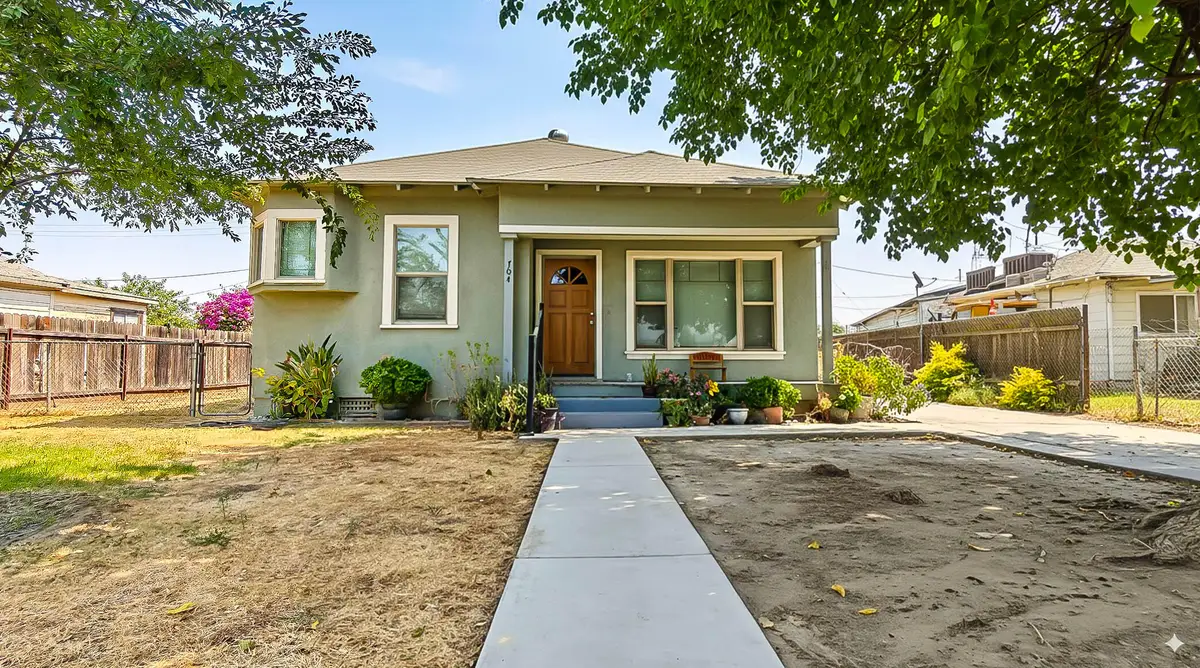 704 N Divisadero Street, Visalia, CA 93291 - #1