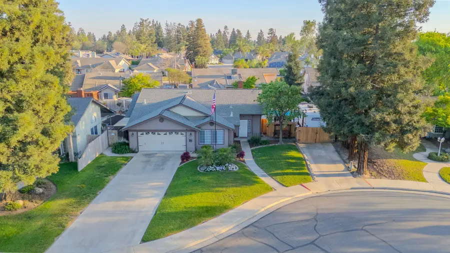 6027 W Judy Court, Visalia, CA 93277 - #2