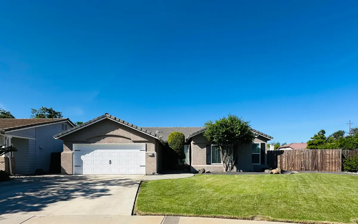 746 W Willow, Hanford, CA 93230 - #1
