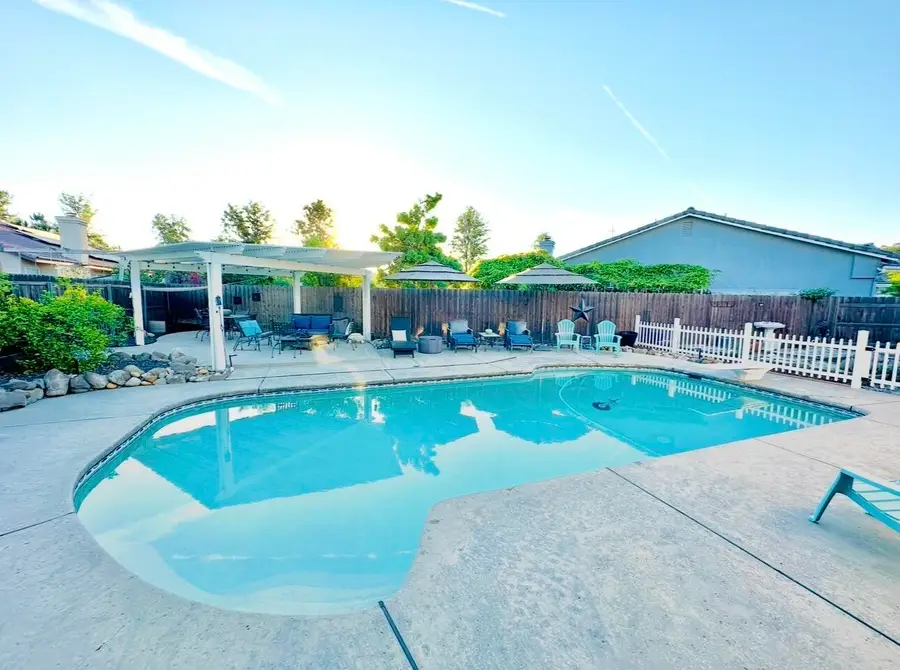 746 W Willow, Hanford, CA 93230 - #2