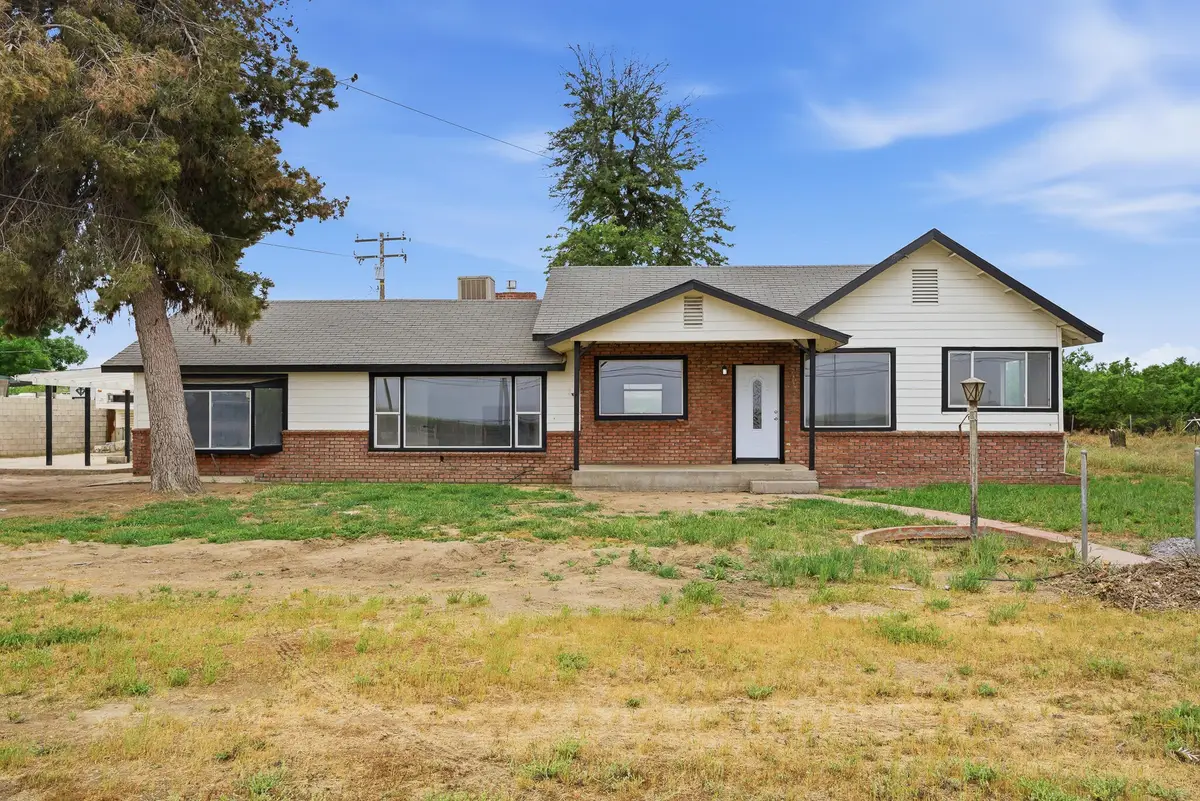 13787 Ave 232, Tulare, CA 93274 - #1