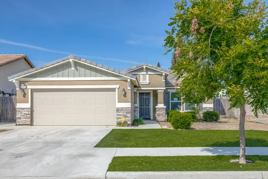 1643 N Grand Court, Visalia, CA 93292 - #2