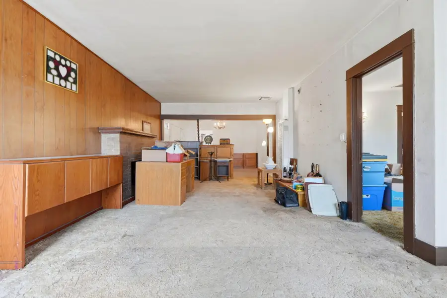 321 W Kanai Avenue, Porterville, CA 93257 - #3
