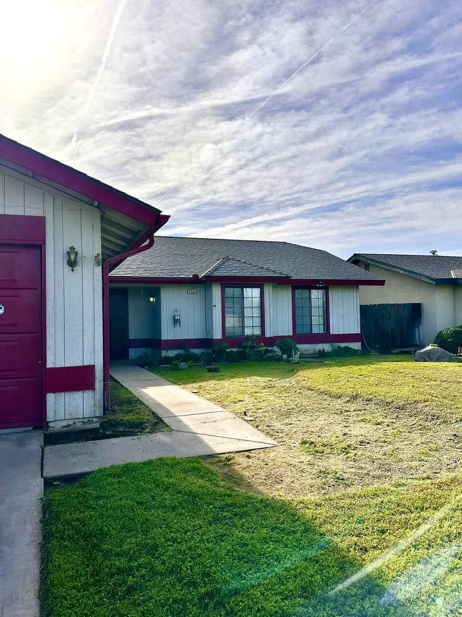 1351 W Westfield Avenue, Porterville, CA 93257 - #2