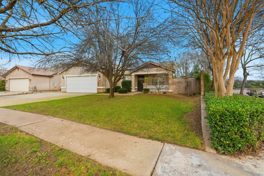 226 N Amador Street, Visalia, CA 93292 - #3