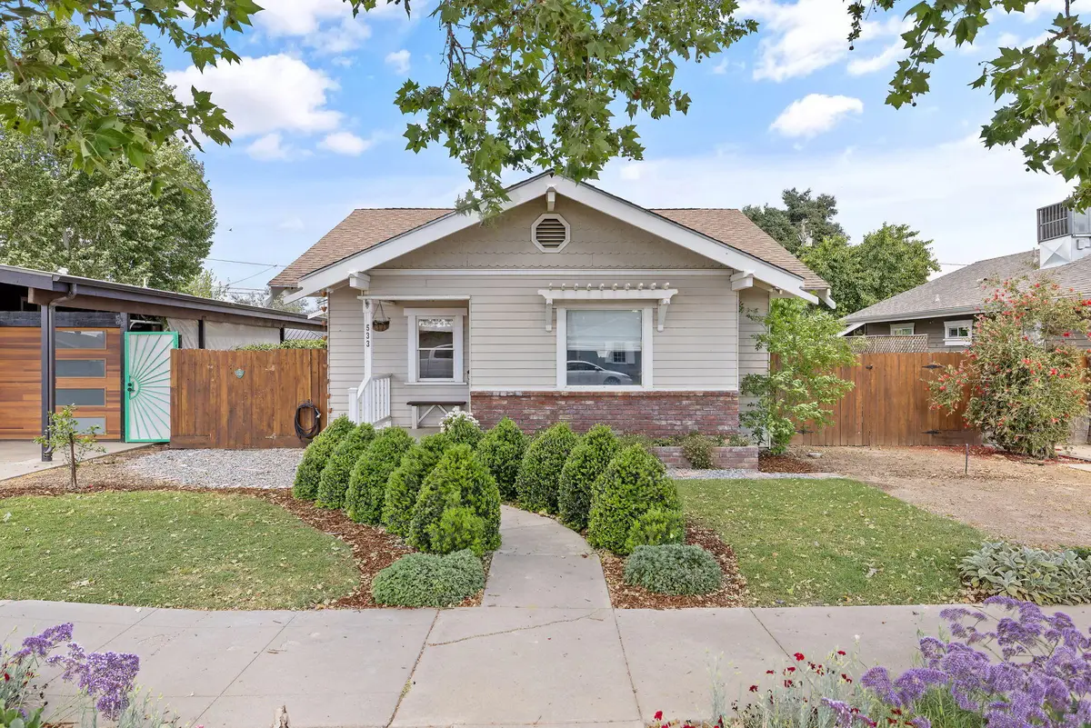 533 S E Street, Exeter, CA 93221 - #1