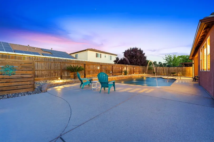 1998 Albarino Street, Tulare, CA 93274 - #2