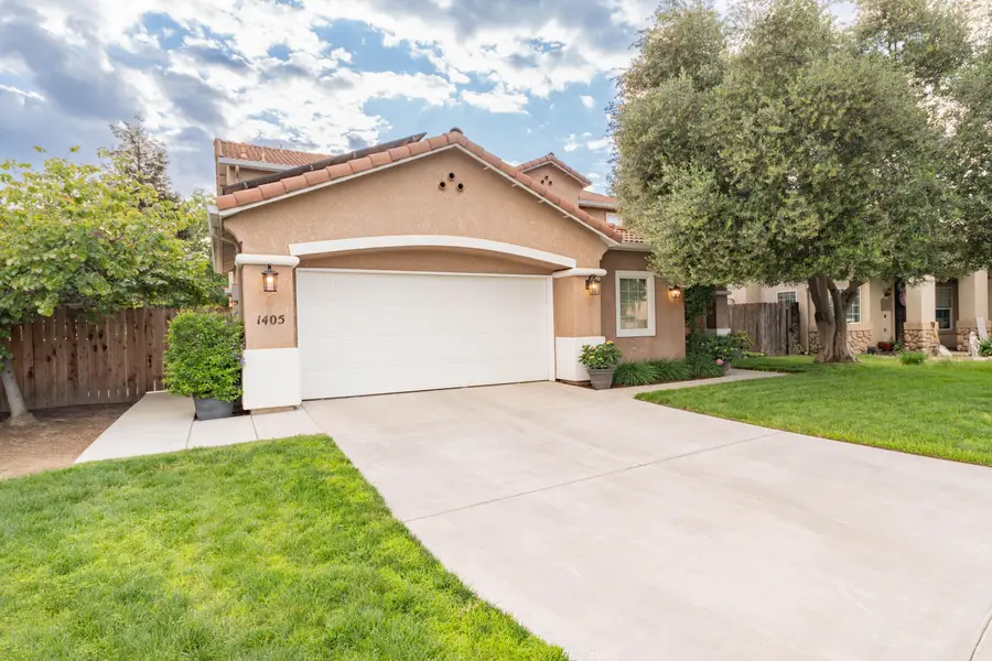 1405 Cortese Street, Tulare, CA 93274 - #3