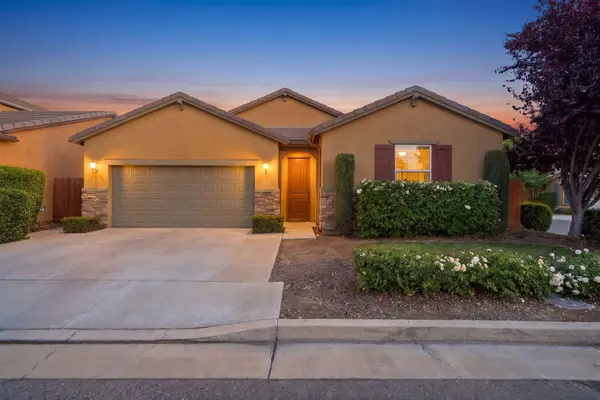 3026 Winslow Street, Visalia, CA 93291