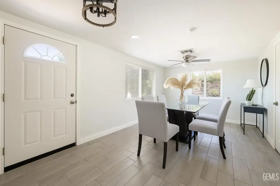 818 Decatur Street, Bakersfield, CA 93308 - #3