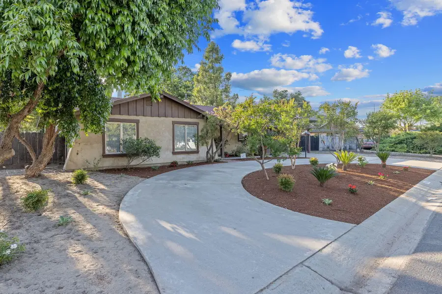 30955 Tower Road, Visalia, CA 93292 - #2