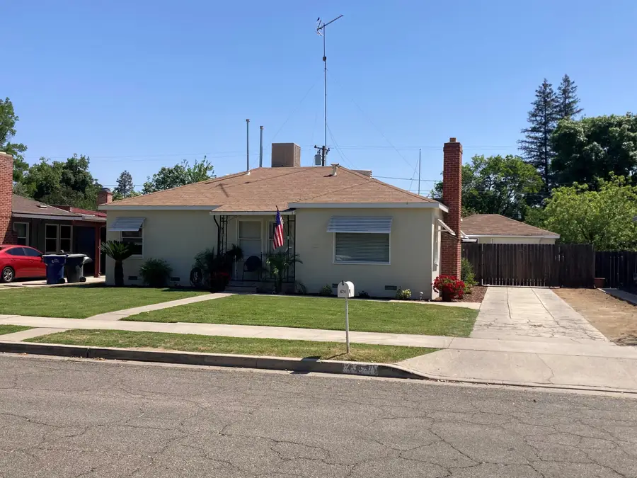 624 N N Place, Tulare, CA 93274 - #2