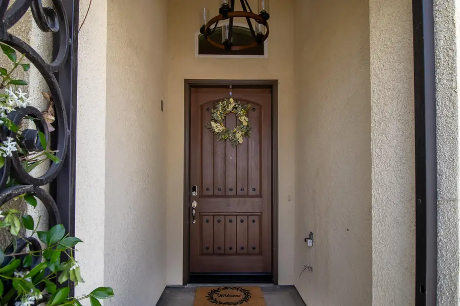 1291 Chelsea Way, Porterville, CA 93257 - #3