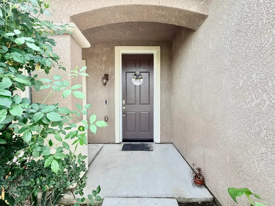 2015 Concord Avenue, Tulare, CA 93274 - #3