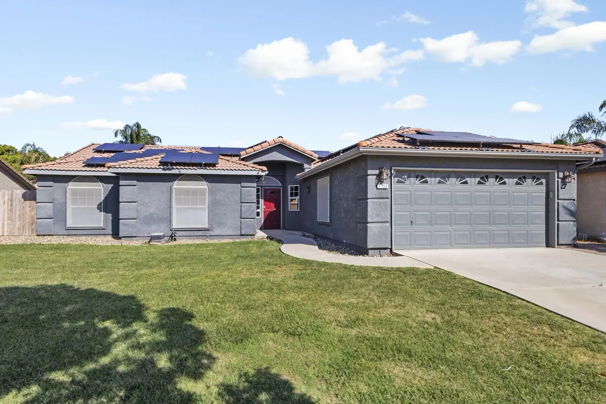 1752 Modoc Avenue, Tulare, CA 93274 - #1