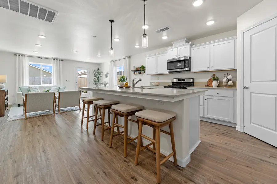 30718 Azalea Road, Visalia, CA 93291 - #3