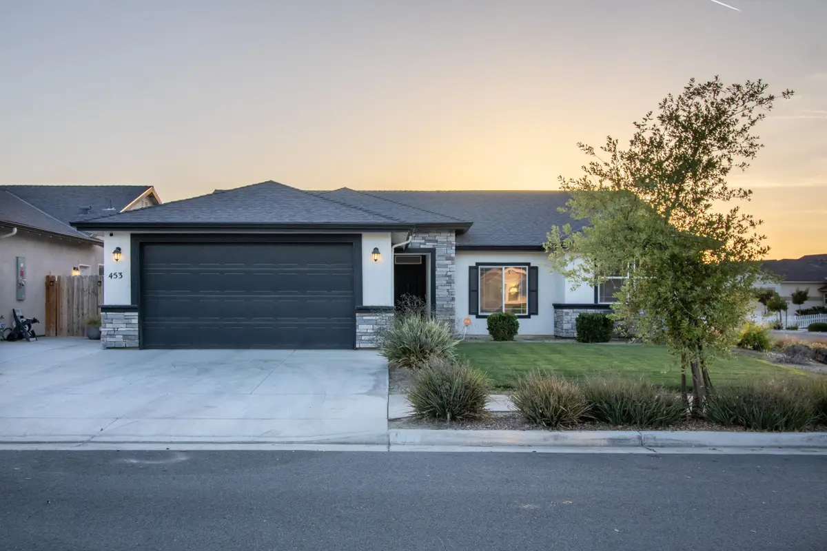 453 S Belmont Street, Porterville, CA 93257 - #1