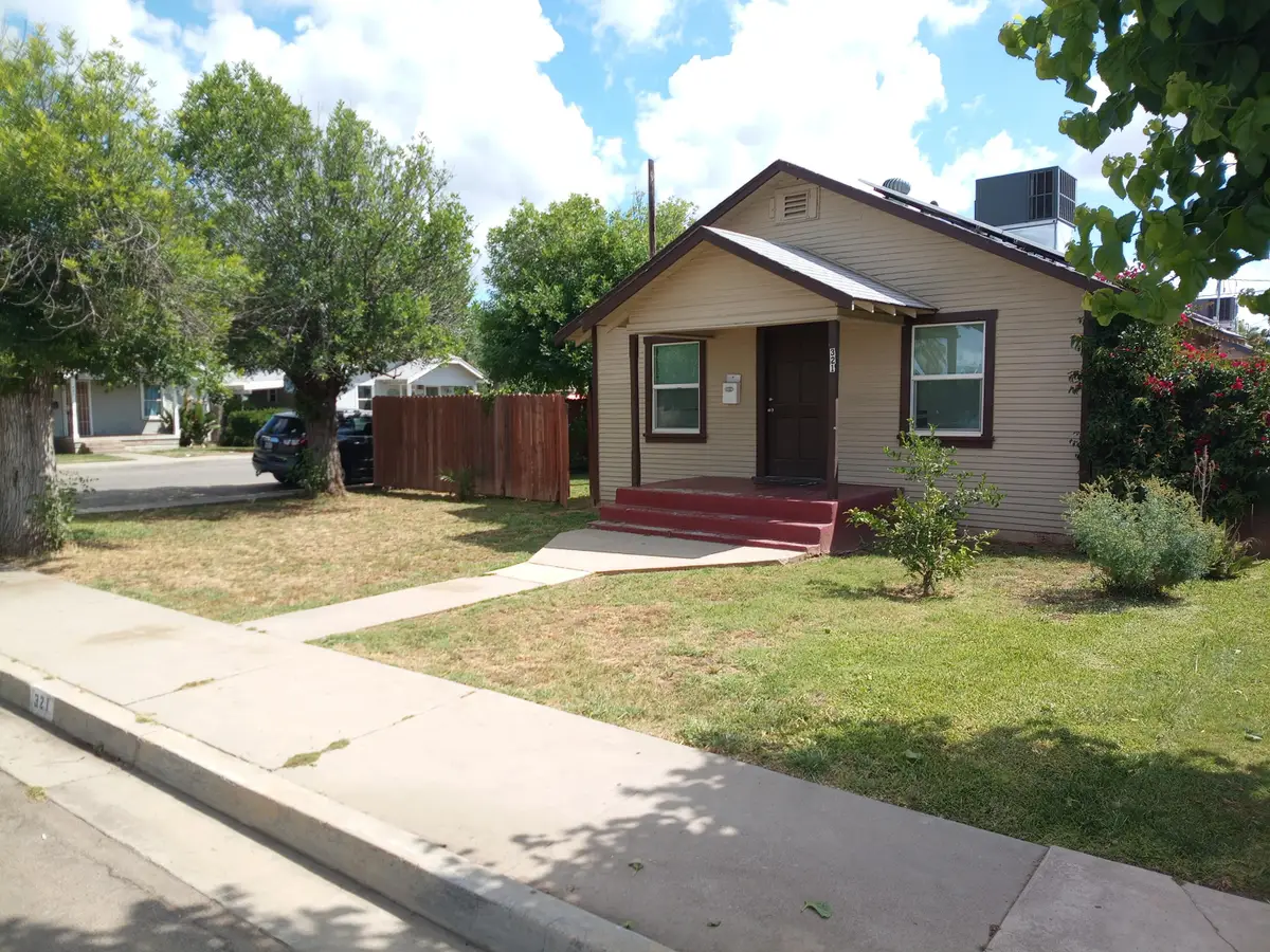 321 N Orange Avenue, Exeter, CA 93221 - #1
