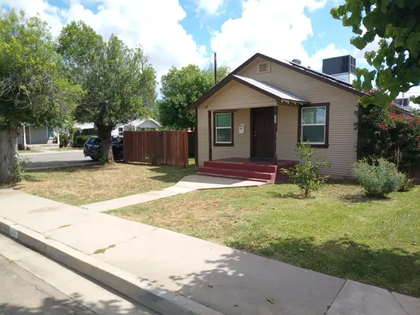 321 N Orange Avenue, Exeter, CA 93221