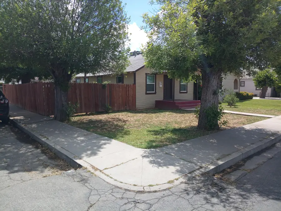 321 N Orange Avenue, Exeter, CA 93221 - #3
