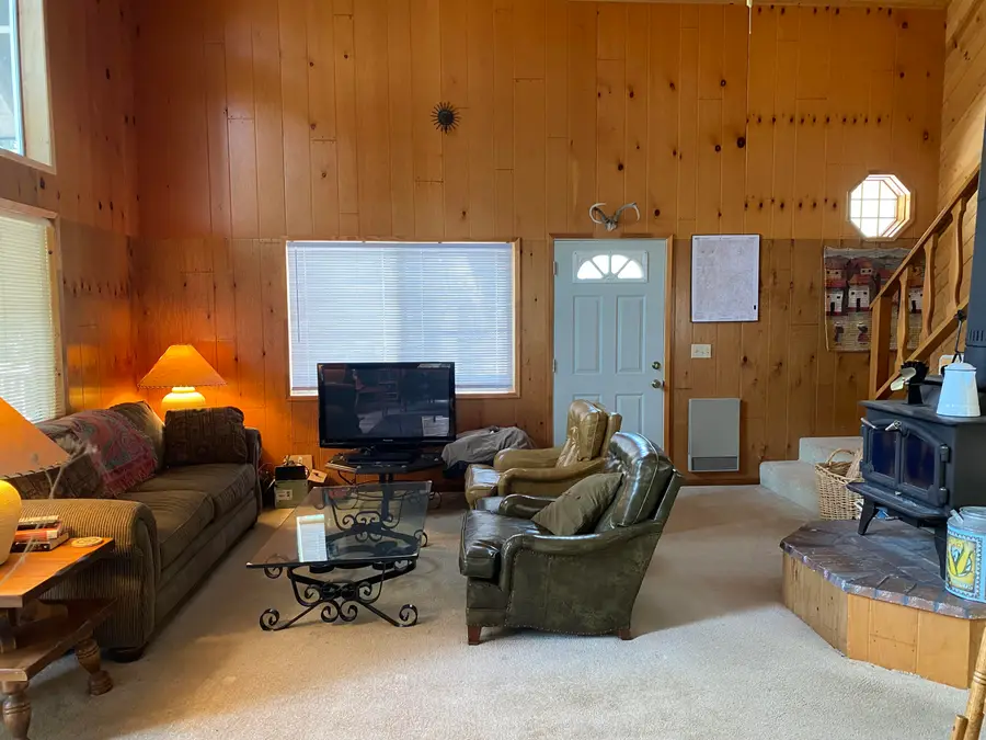 57735 Fox Drive, Springville, CA 93265 - #2