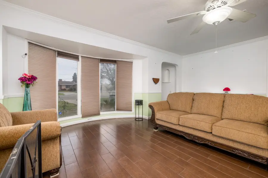 1683 E Cheryl Lane, Tulare, CA 93274 - #3