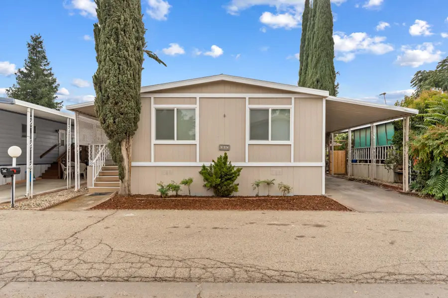 415 N Akers Street, Visalia, CA 93291 - #3