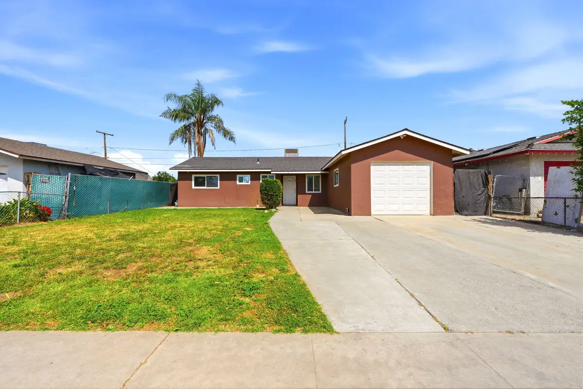 708 S Van Ness Street, Tulare, CA 93274 - #1