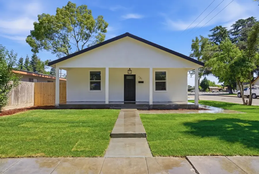 121 Orange Avenue, Chowchilla, CA 93610 - #2