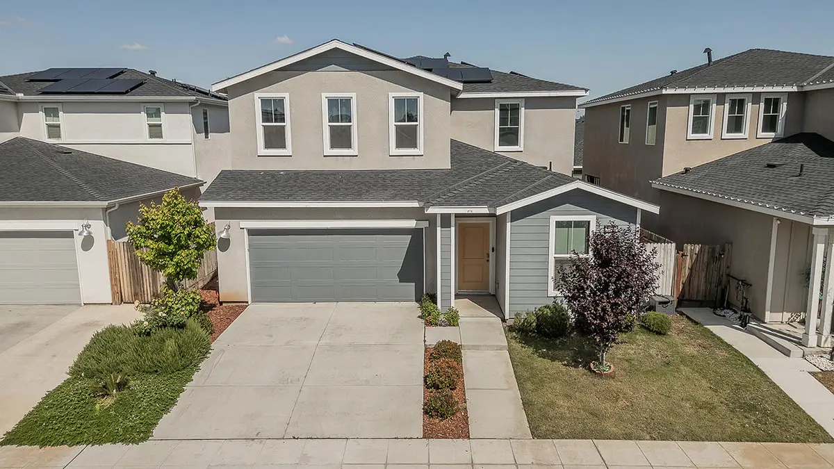 2844 N Vahe Avenue, Fresno, CA 93737 - #1