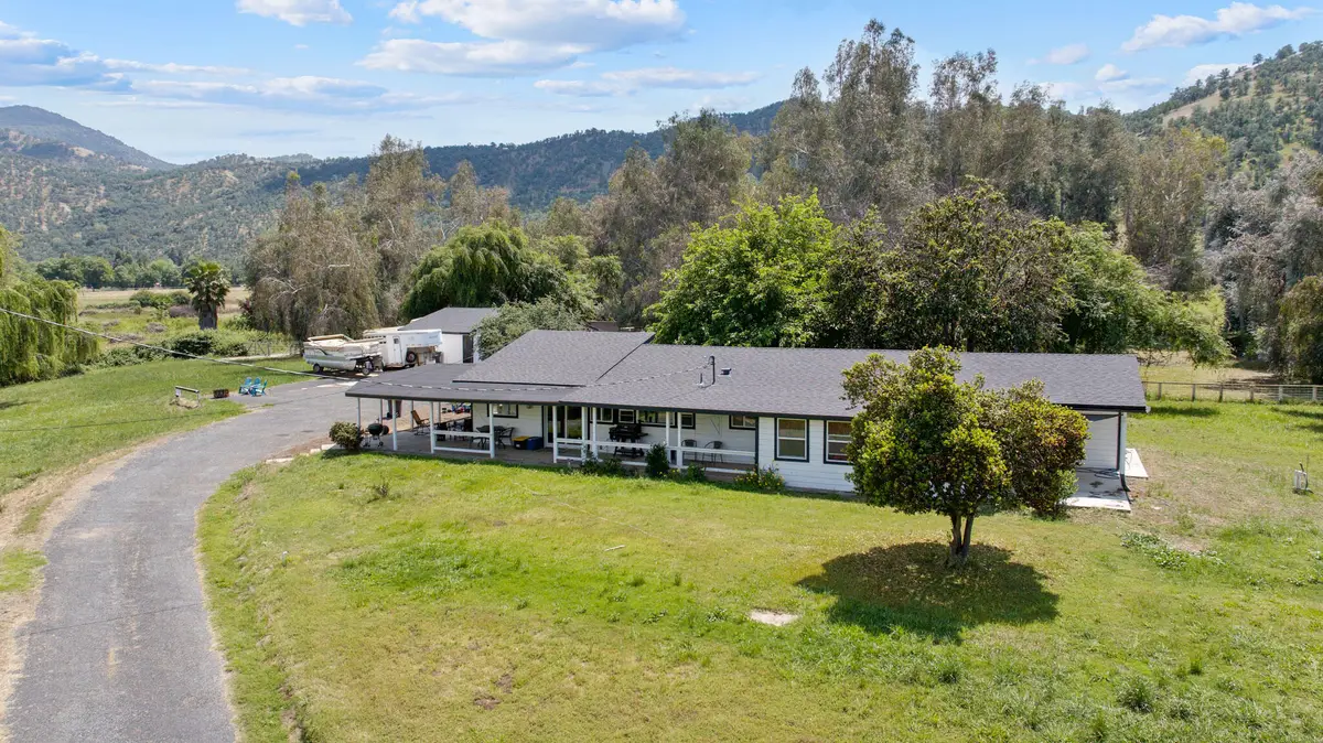 33341 Globe Drive, Springville, CA 93265 - #1
