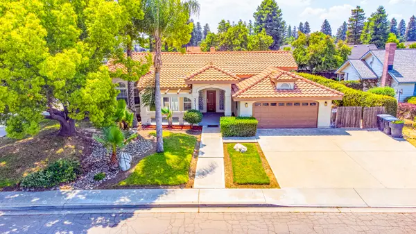 3711 W Victor Avenue, Visalia, CA 93277