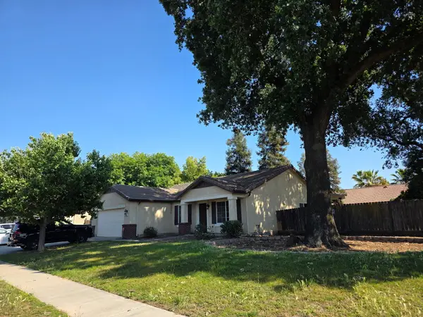4011 E Oak Avenue, Visalia, CA 93292