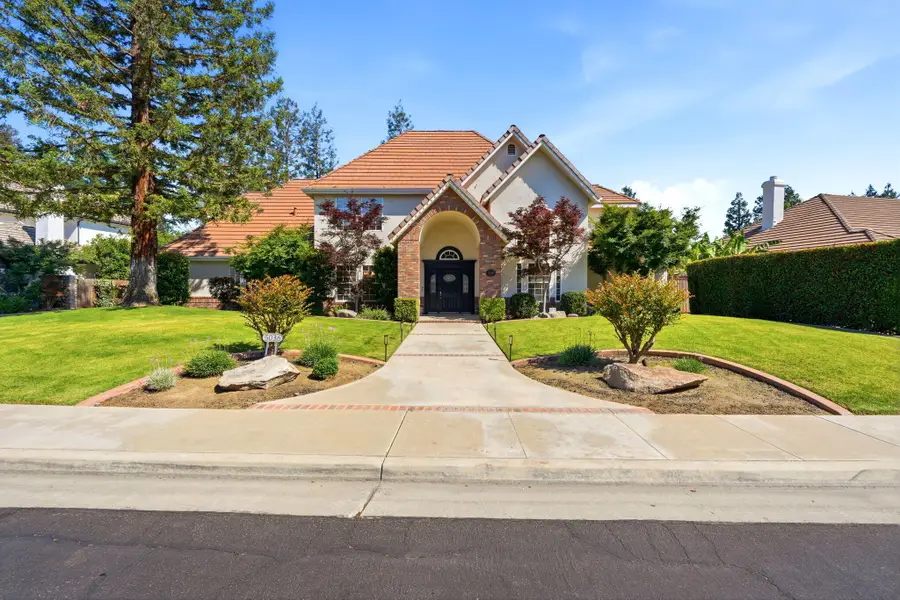 5036 Lakewood Drive, Visalia, CA 93291 - #2