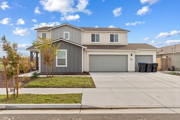 1109 E Elkhorn Avenue, Visalia, CA 93277