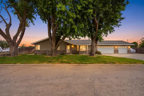 9317 14th Avenue, Hanford, CA 93230
