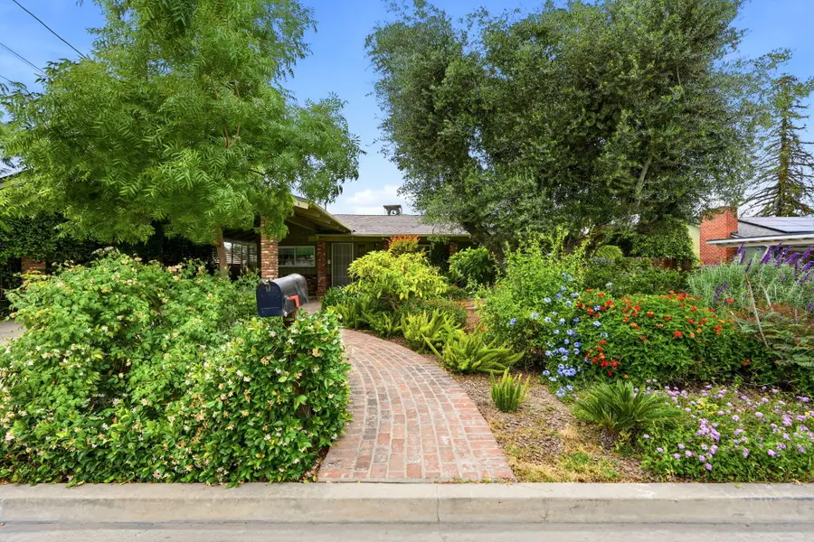 1361 N Oaks Street, Tulare, CA 93274 - #2