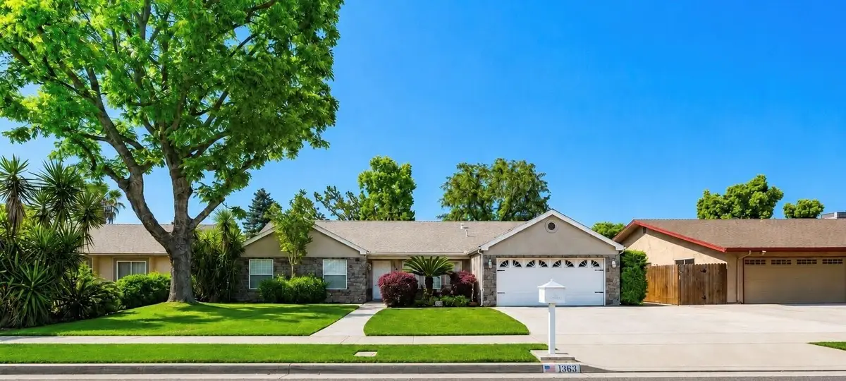 1363 E Carmelo Avenue, Tulare, CA 93274 - #1