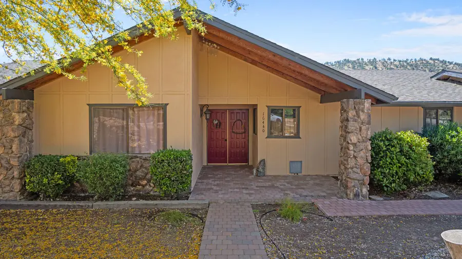 16440 Palomino Drive, Springville, CA 93265 - #3