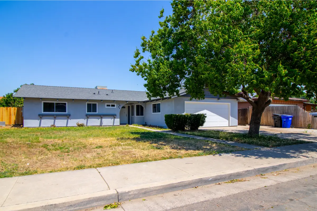 1620 W Grand Avenue, Porterville, CA 93257 - #1