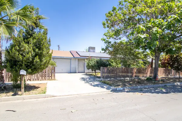842 S P Street, Tulare, CA 93274