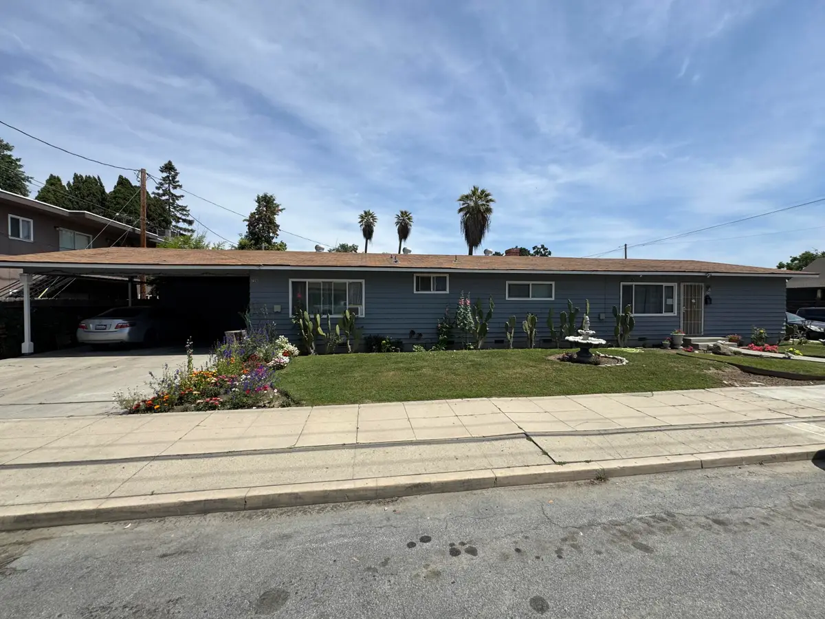 704 N Floral Street, Visalia, CA 93291 - #1