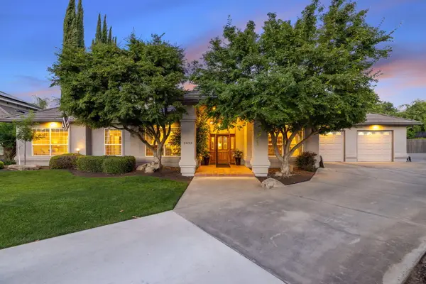 2833 E Laura Court, Visalia, CA 93292